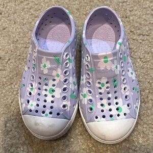 Native size C8 purple with flowers